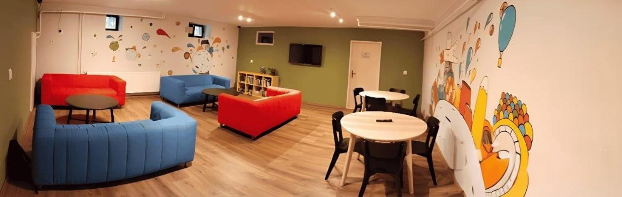 Patio Hostel Bratislava Exterior photo