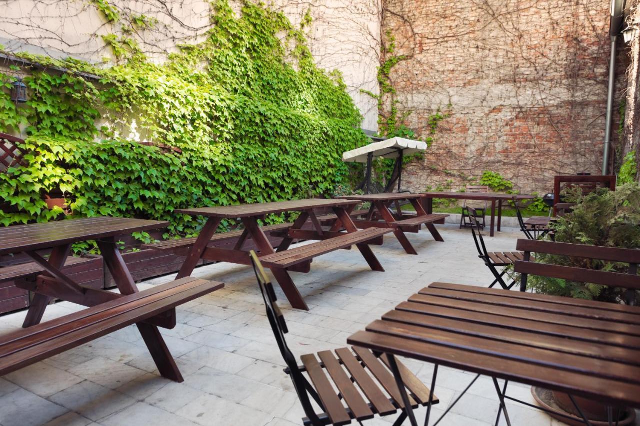 Patio Hostel Bratislava Exterior photo